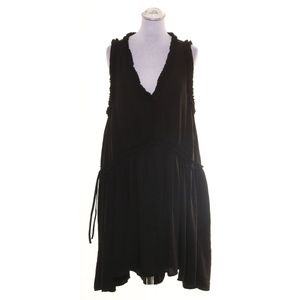 H&M sleeveless dress with pleat details